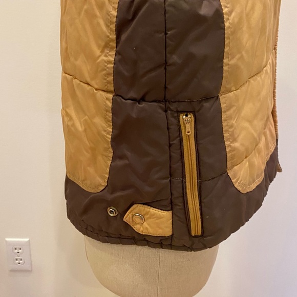 Vintage Holiday Ranger Outdoor Menswear Tan & Brown Retro Vest / Size M - Picture 6 of 13